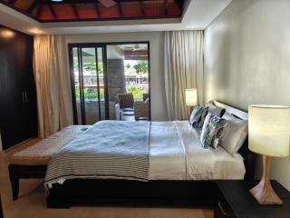 Beachfront Suite with Private Pool & Ile aux Cerfs - 9