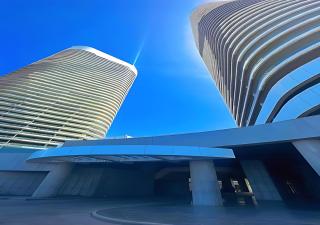 Alamien Gate Tower By Travel Lock - 8