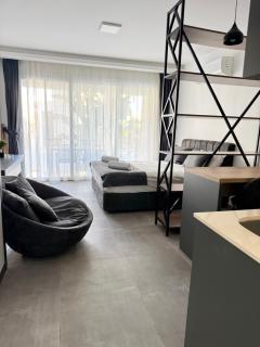 Luxury Holiday Studio in Resort, near Long Beach - 8