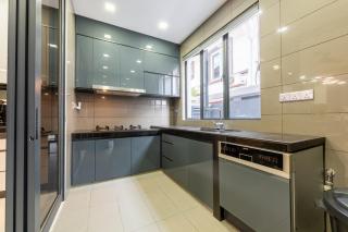 Modern Elegance 17pax House Setia Alam Mall - 9
