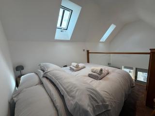 Ledsham Studio - 7