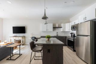 Landing Amazing 1BD in Granary District - 6