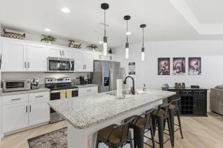 Emerald Bay Unit 1D - 3