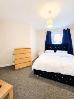 Ensuite room in Wolverhampton city center - 3