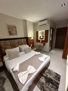 New Taj Pyramids Grand Hotel - Cairo - 4