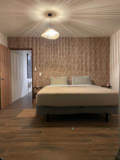 modern one-bedroom apartment 4&5 - 8