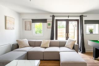 Luxurious 4 bedroom in Milton Keynes - 5