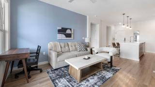 Landing Apartments - Bevelo Larkspur - 0