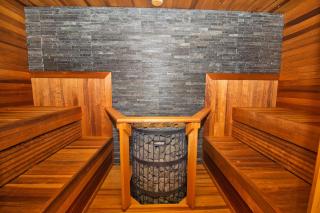 Luxurious home with sauna and terrace - 9