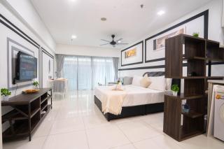 Signature Apartment at Mercu Summer Suites KLCC - 5