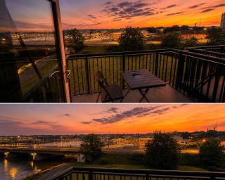 Luxury Apartment with Balcony, Ensuite & Free Parking - 3