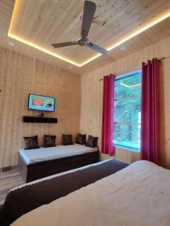 Jai Badrivishal Homestay and Restaurant - 7