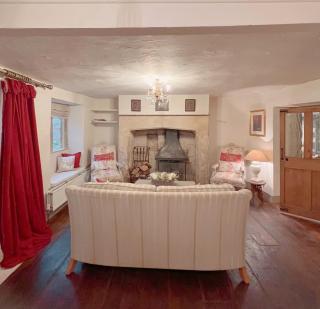 Four bedroomed 18th century cosy cottage three miles from Bath City Centre - 2