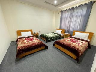 Hotel Bloom Hills, Skardu - 1