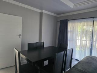 Cozy Villa - 5