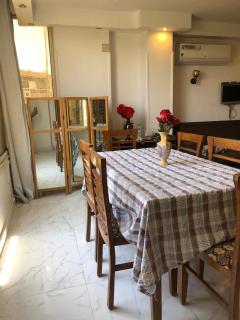Bright & Spacious Garden-View Apartment in Prime Heliopolis Location, Minutes from Airport & Radisson Blu - 2