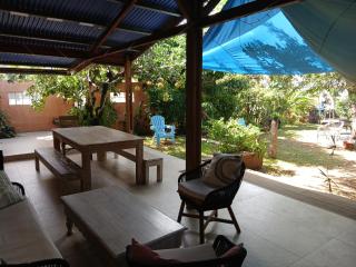 Maison familiale bien placée ds le sud - 7