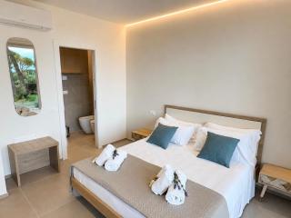 Villa Lucilla - Rooms and Pool - 7