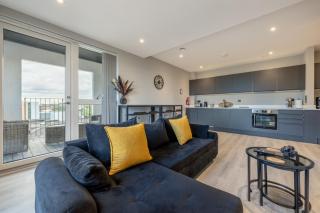 2 Bedroom Flat Sleeps up to 6 with Balcony by Elevate Living Estates Short Lets - 0