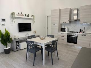 Room 28 - 1