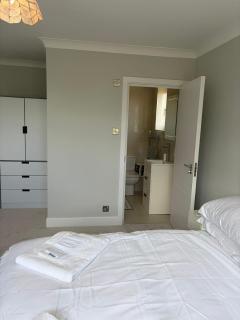 Modern two bedroom flat with balcony - 1