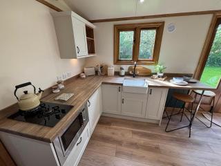 The Shepherd Hut - 6