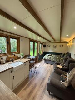 The Shepherd Hut - 5
