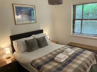 Cedarfells, central Keswick with parking - 6