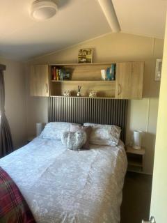 Beautiful Beach View Holiday Home - 6