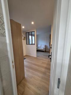 Le Cosy Studio- Terrasse Privée-20mn de Paris Saint Lazare - 6