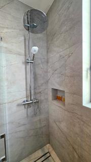 Zantis Executive Suites 102 - 3