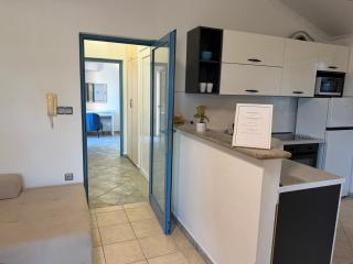 Al Mar Apartments - 8