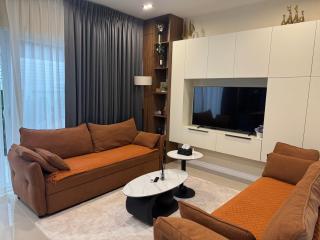 SvoyLuX Primo 3BR Gated House Near Pier and Muay Thai Street - 5