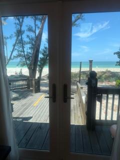 Bungalow by the sea - 3