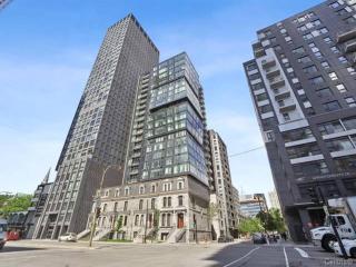Modern Condo in Heart of Downtown - 4