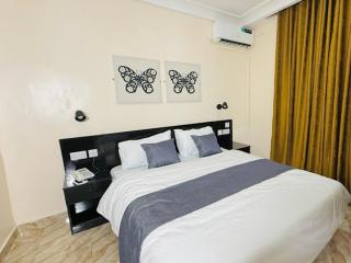 Abi's Place Benin - 5