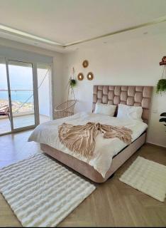 Joli et luxueux T2 au calme et en plein vue sur mer - 3