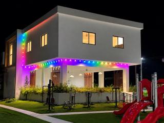 Modern Cozy 2 bedrooms Apartment with Stylish Patio - 4