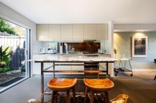 Courtyard Townhouse - 8