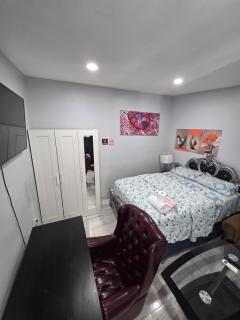 Queen Royal Detached Studio - 3