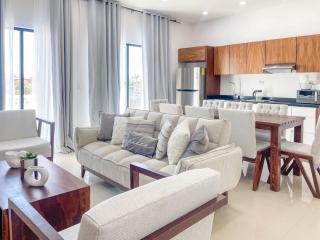 Beautiful apartment 3 blocks from the beach - 5