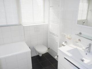 Family-Friendly Holiday Home - 3