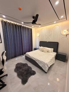 Luxury House for holidays in DHA Lahore - 9