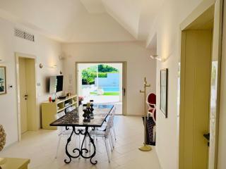 Villa Lucia with swimming pool 30 meters from the beach - 8