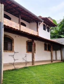 Large house with grassy yard, great location - 6