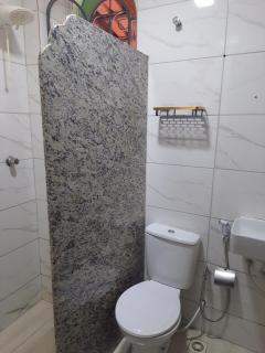 Large house with grassy yard, great location - 3