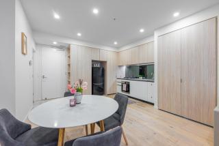 The Park Life West End 2 Bed Retreat - 2