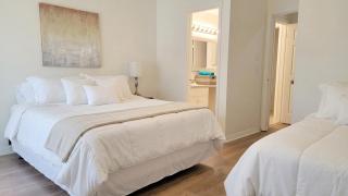 Comfortable Townhome 2BR 1-5BA - Near UF & Shopping Dining - 9