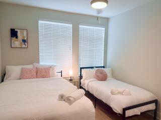 Frisco Lux 2BR plus King Bed 4 min to Toyota stadium FIFA26 - 1