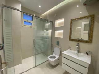 Luxurious Large Apartment with Modern Design in Nasr City - 7